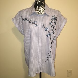 Embroidered Short Sleeve Blouse